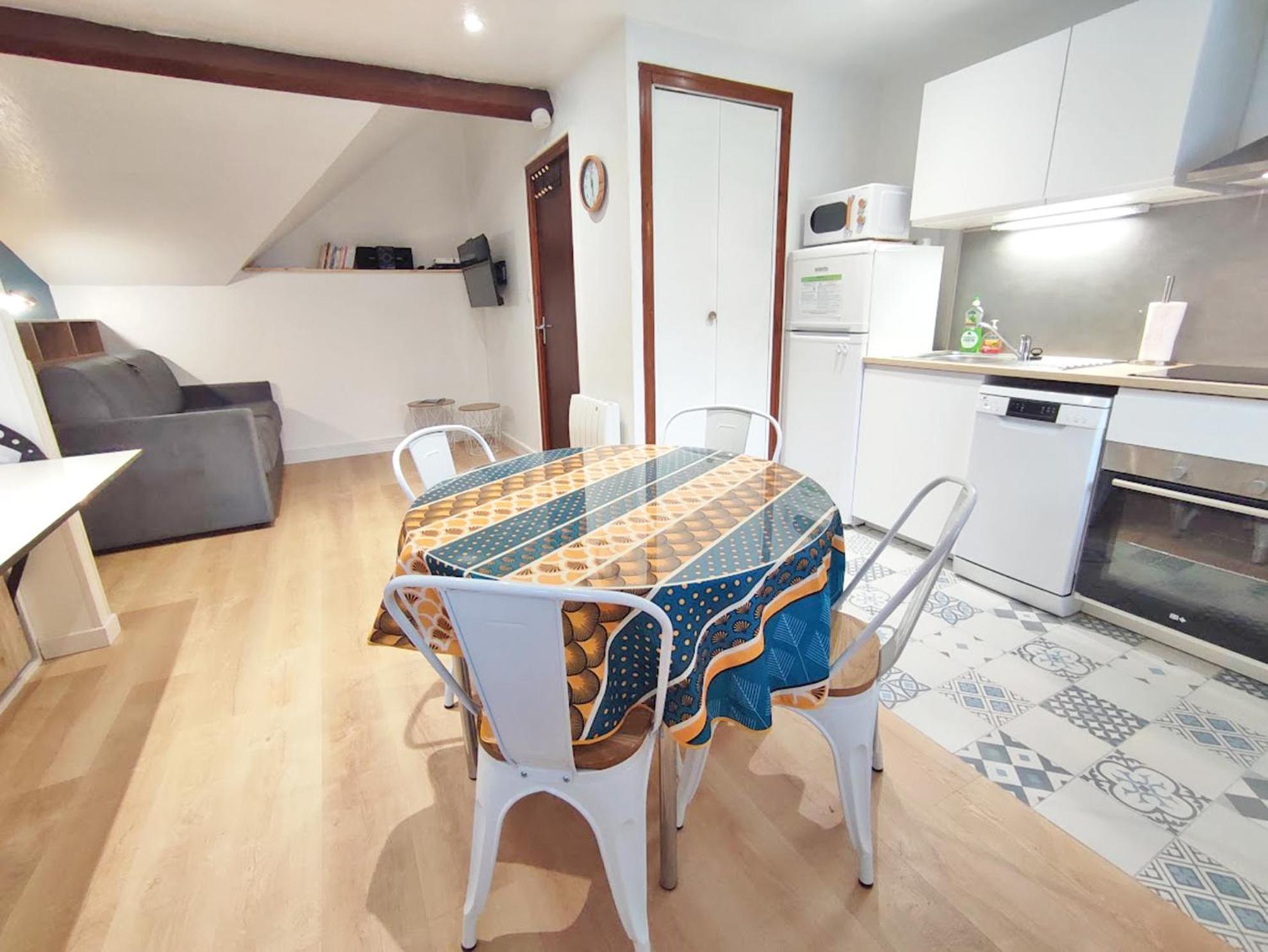Residence Des Jardins, Wifi, Centre Luchon Bagnères-de-Luchon Eksteriør bilde
