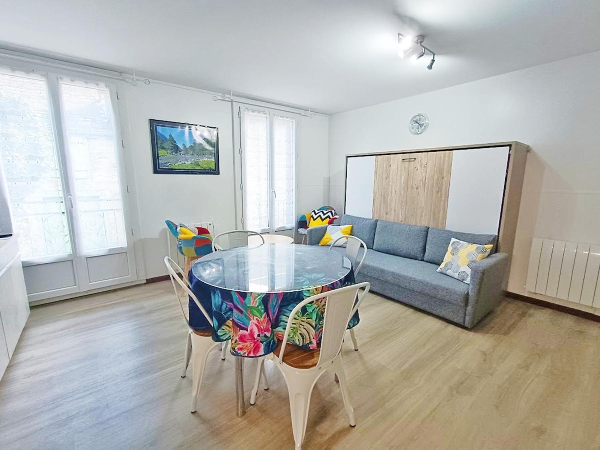 Residence Des Jardins, Wifi, Centre Luchon Bagnères-de-Luchon Eksteriør bilde